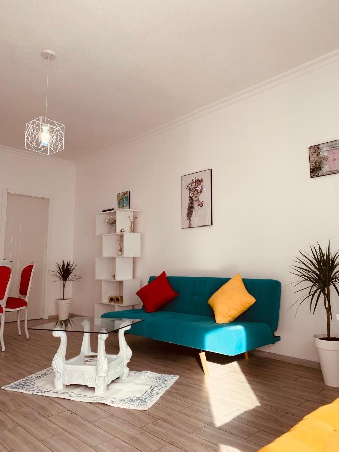 Sweet Apartment In Kutaisi Exterior foto